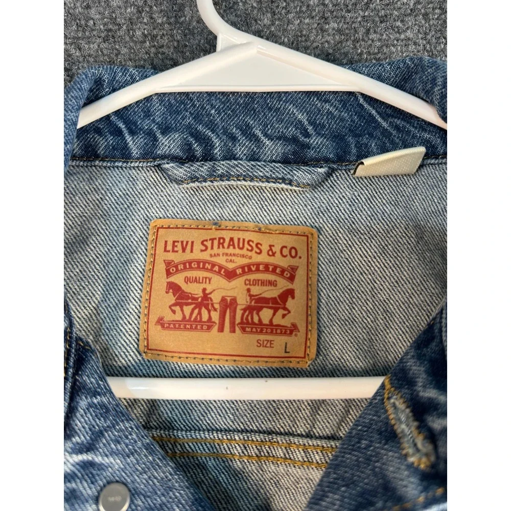 Levis Denim Trucker Jacket Medium Wash Blue Mens Large Classic Red Tab